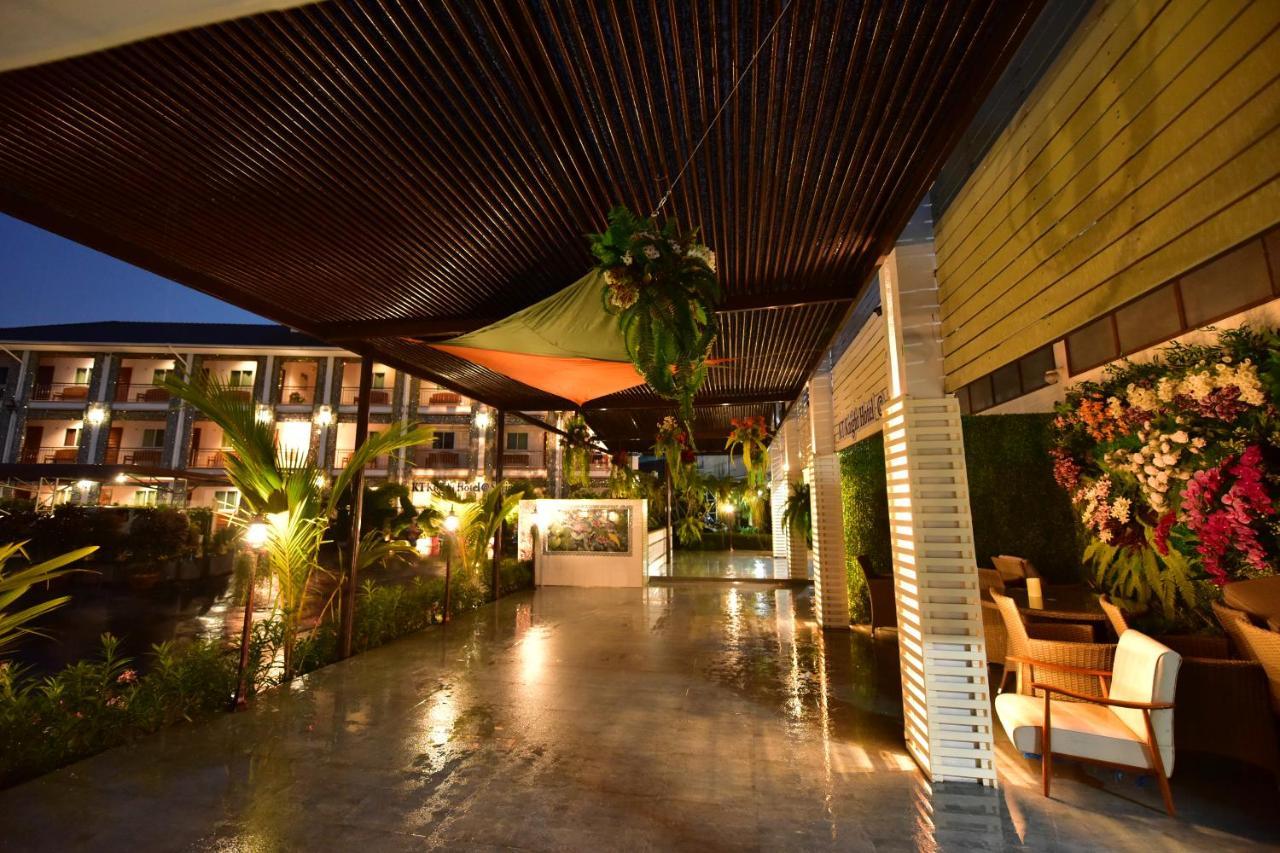 Kt Knight Hotel Сурін Екстер'єр фото